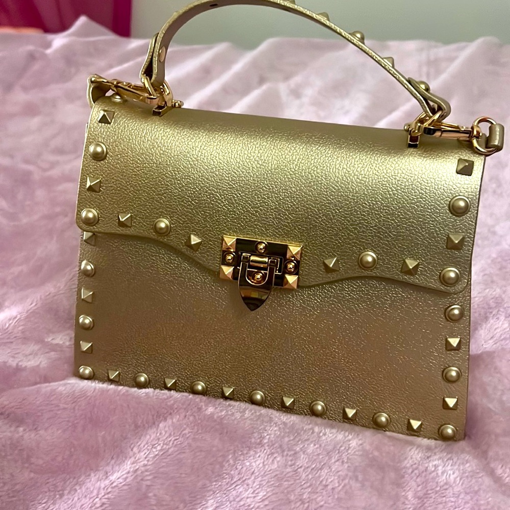 Pretty Gold purse (10x8 in) with strap